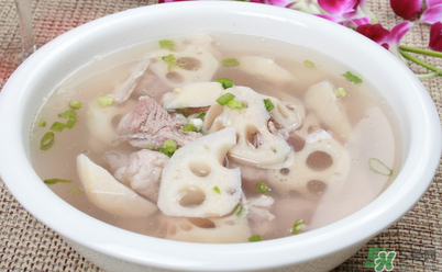 排骨湯可以隔夜喝嗎？隔夜的排骨湯還能喝嗎？