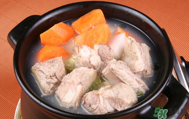 排骨湯可以隔夜喝嗎？隔夜的排骨湯還能喝嗎？