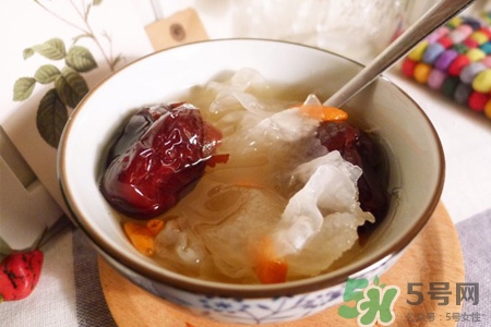 小孩能吃銀耳紅棗湯嗎？寶寶可以喝銀耳紅棗湯嗎？