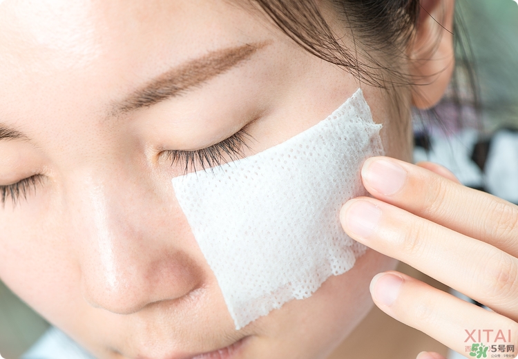 伊詩露櫻桃爽膚水怎么樣？esthe dew櫻桃水好用嗎？