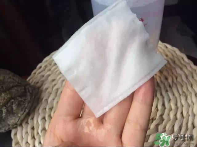 Esthe Dew伊詩露卸妝水怎么樣？伊詩露卸妝水怎么用