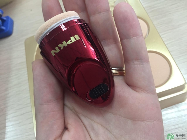 ipkn憶可恩電動(dòng)氣墊bb粉底液怎么樣?好用嗎? ipkn憶可恩電動(dòng)氣墊bb粉底液怎么樣?好用嗎?