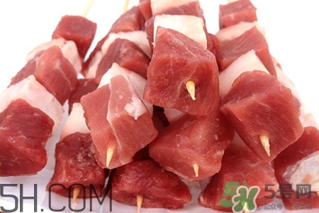 吃完羊肉能吃柿子嗎？羊肉和柿子能一起吃嗎？