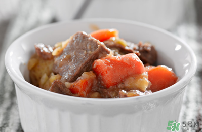 牛肉可以和胡蘿卜一起吃嗎？牛肉和胡蘿卜能一起吃嗎？