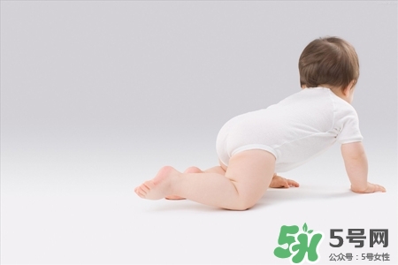 寶寶拉綠屎正常嗎？寶寶拉綠屎什么原因？