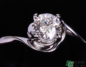 周大福鉆戒可以以舊換新嗎？周大福鉆戒可以回收嗎？