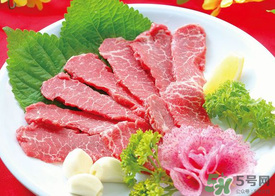 ?牛肉變色了可以吃嗎？牛肉變色是怎么回事？