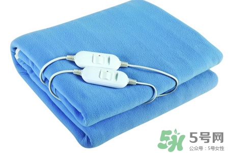 睡電熱毯上火流鼻血怎么回事？睡電熱毯上火流鼻血怎么辦？