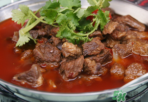 燉牛肉放什么容易爛？牛肉怎么燉好吃又爛？