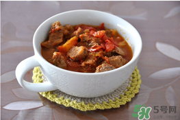 燉牛肉放什么容易爛？牛肉怎么燉好吃又爛？