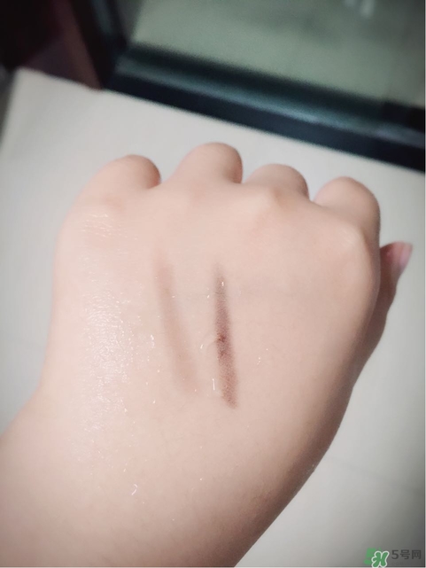 suhu尚惠塑型氣墊眉筆怎么樣?好用嗎? suhu尚惠塑型氣墊眉筆怎么樣?好用嗎?