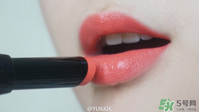 珊瑚粉是什么顏色？珊瑚粉口紅試色