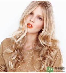 南瓜色口紅適合什么人？南瓜色口紅適合什么膚色？