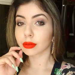 南瓜色口紅適合什么人？南瓜色口紅適合什么膚色？