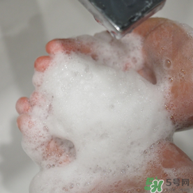 Freeplus洗面奶怎么樣？芙麗絲芳洗面奶好用嗎