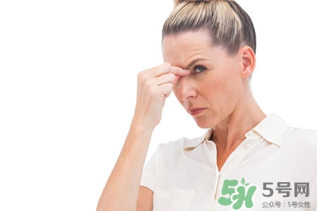 女人血?dú)獠蛔愕谋憩F(xiàn)有哪些？女人血?dú)獠蛔阍趺崔k？