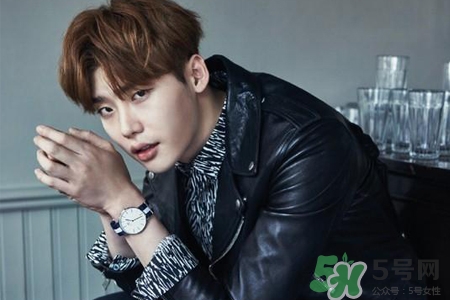 dw手表是機(jī)械表嗎？dw手表是機(jī)械表還是石英表？