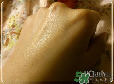 Trilogy玫瑰果油用法 趣樂活玫瑰果油怎么用 Trilogy玫瑰果油用法 趣樂活玫瑰果油怎么用