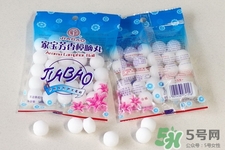 樟腦丸對蟑螂有用嗎？祛除蟑螂的小妙招