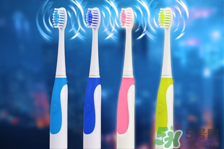 電動牙刷對牙齒好嗎？電動牙刷有什么壞處和好處？