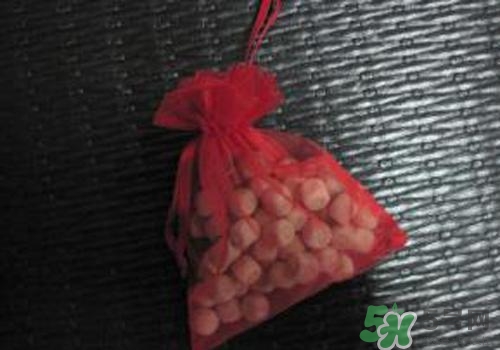 樟腦丸可以用多久？樟腦丸過(guò)期了可以用嗎？