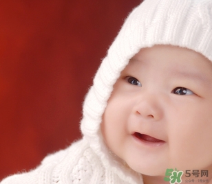 寶寶冬天臉紅怎么回事？寶寶冬天臉紅怎么辦？