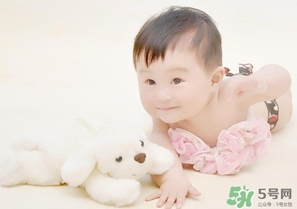 寶寶冬天臉紅怎么回事？寶寶冬天臉紅怎么辦？