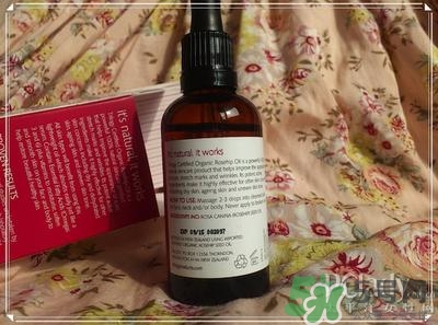 Trilogy玫瑰果油用法 趣樂活玫瑰果油怎么用 Trilogy玫瑰果油用法 趣樂活玫瑰果油怎么用