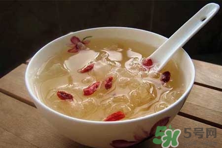 銀耳湯怎么做好吃？銀耳湯怎么吃最有營(yíng)養(yǎng)？