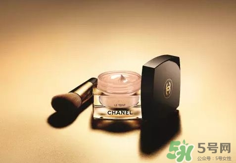 香奈兒奢華精萃滋養(yǎng)粉底霜多少錢? 香奈兒奢華精萃滋養(yǎng)粉底霜多少錢?