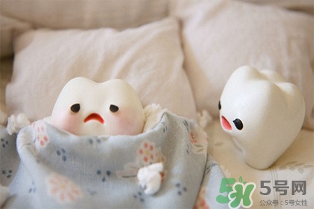 月子期間可以刷牙嗎？坐月子如何正確刷牙？