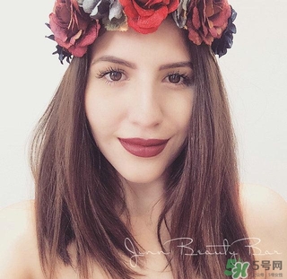 梅子色口紅適合黃皮嗎？梅子色口紅適合什么膚色什么人？