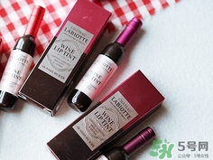 蘭歐媞紅酒染唇液色號(hào) 蘭歐媞紅酒染唇液試色圖 蘭歐媞紅酒染唇液色號(hào) 蘭歐媞紅酒染唇液試色圖