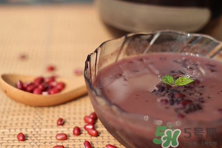 芝麻可以煮粥嗎?芝麻煮粥芝麻做好吃 芝麻可以煮粥嗎?芝麻煮粥芝麻做好吃