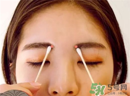 棉花棒按摩是什么?棉花棒按摩法圖示 棉花棒按摩是什么?棉花棒按摩法圖示