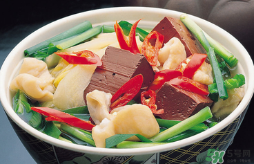 豬血和豆腐能一起吃嗎？豬血可以和豆腐一起吃嗎？