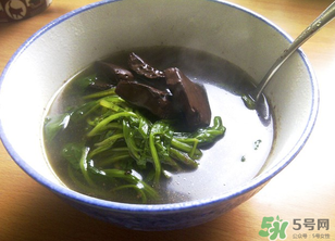 豬血和菠菜能一起吃嗎？豬血菠菜湯怎么做好吃？