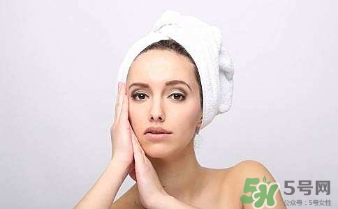 孕期頭發(fā)干枯怎么辦?孕期頭發(fā)可以護理嗎? 孕期頭發(fā)干枯怎么辦?孕期頭發(fā)可以護理嗎?