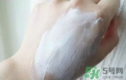 妮維雅小藍(lán)罐是什么?妮維雅小藍(lán)罐怎么樣? 妮維雅小藍(lán)罐是什么?妮維雅小藍(lán)罐怎么樣?