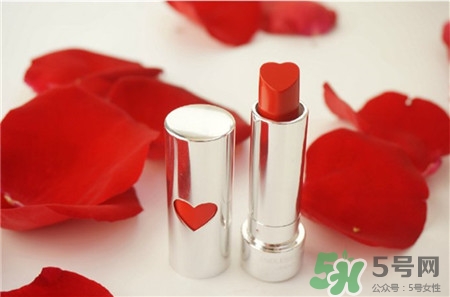 kiko情人節(jié)限定口紅色號(hào) kiko心形口紅試色 kiko情人節(jié)限定口紅色號(hào) kiko心形口紅試色