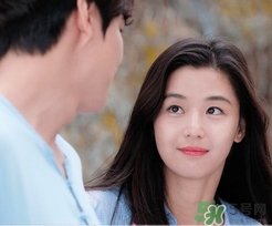 人魚色口紅什么牌子好？人魚色口紅推薦