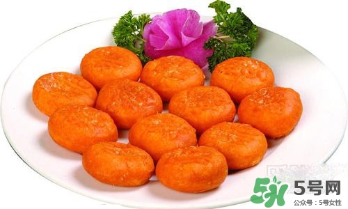 寶寶可以吃南瓜餅嗎？寶寶怎么吃南瓜餅比較好？