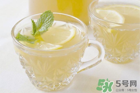 冬天可以喝檸檬水嗎？冬天喝檸檬水好嗎？
