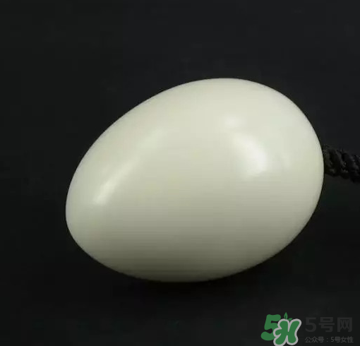 熟雞蛋滾臉有什么好處？熟雞蛋滾臉能吸毒素嗎？