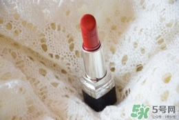 迪奧烈焰藍(lán)金唇膏試色與色號(hào)推薦_迪奧烈焰藍(lán)金唇膏999試色 迪奧烈焰藍(lán)金唇膏試色與色號(hào)推薦_迪奧烈焰藍(lán)金唇膏999試色