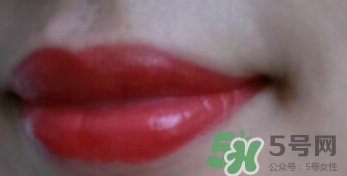 迪奧烈焰藍(lán)金唇膏試色與色號(hào)推薦_迪奧烈焰藍(lán)金唇膏999試色 迪奧烈焰藍(lán)金唇膏試色與色號(hào)推薦_迪奧烈焰藍(lán)金唇膏999試色