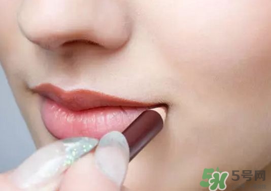 唇線筆怎么選顏色?唇線筆顏色選擇 唇線筆怎么選顏色?唇線筆顏色選擇