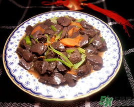 坐月子可以吃羊血嗎？坐月子能吃羊血嗎？