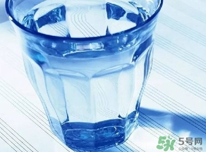 鹽水洗鼻多久見效？鹽水洗鼻一次洗多久？