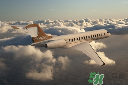 下雪天飛機能起飛嗎？下雪天飛機可以降落嗎？